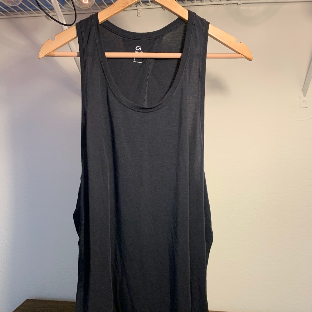 GapFit Breathe Open-Back Tank